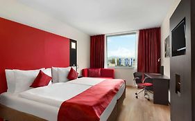 Ramada Encore By Wyndham Geneva